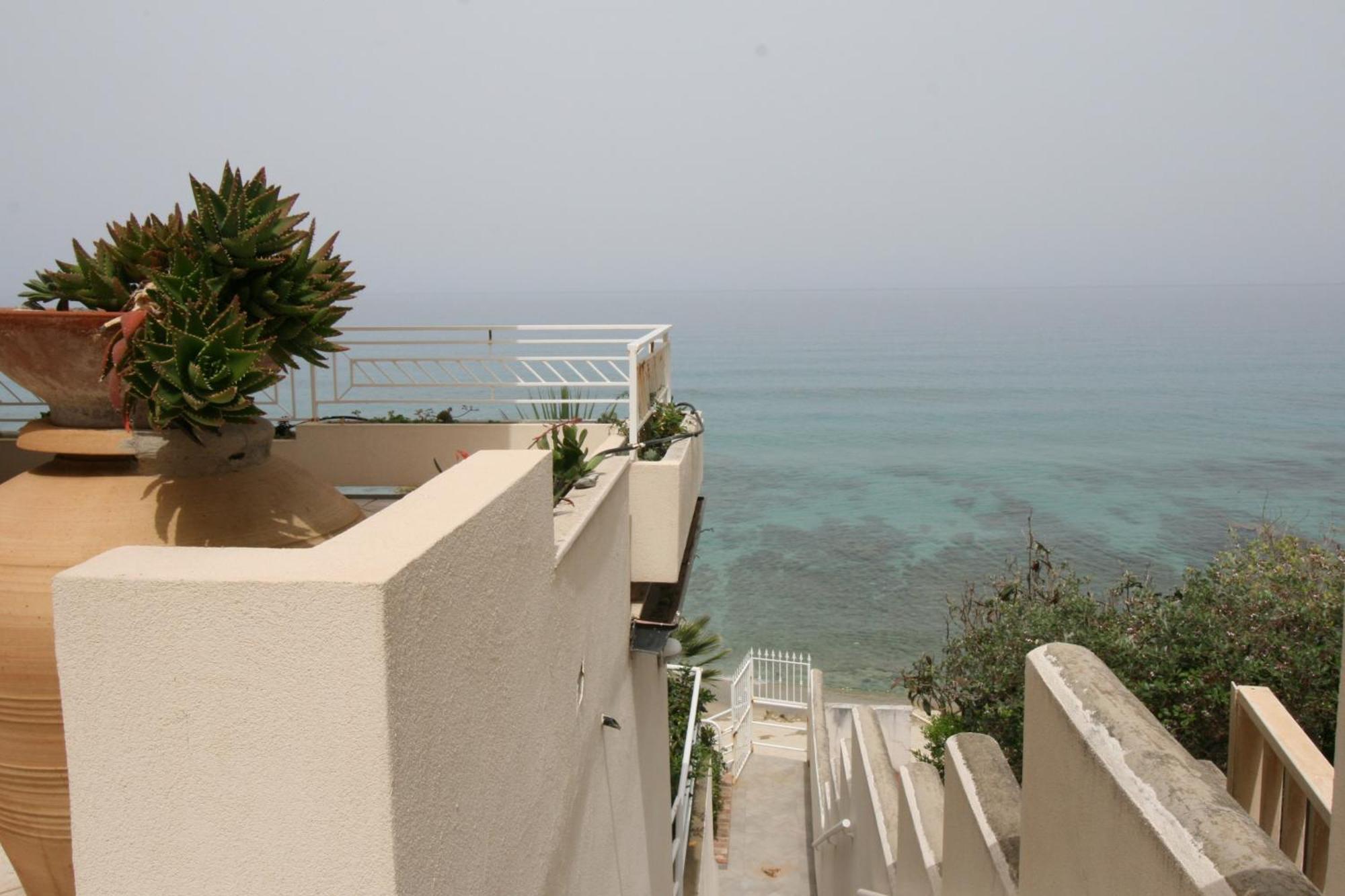 Villa Laura - Sul Mare Pizzo  Ngoại thất bức ảnh