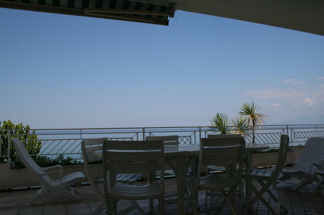 Villa Laura - Sul Mare Pizzo  Ngoại thất bức ảnh